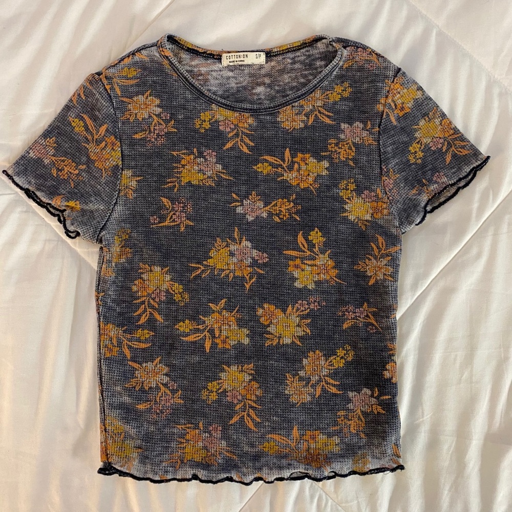 Floral grey crop top